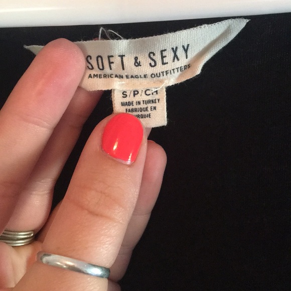 American Eagle Soft & Sexy Criss-Cross Dress - Picture 2 of 4